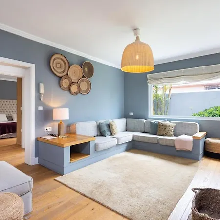 Views Spacious Holiday home